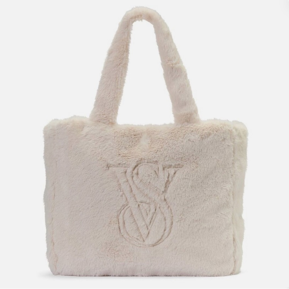 NWT Victoria's Secret Ivory FAUX FUR Tote